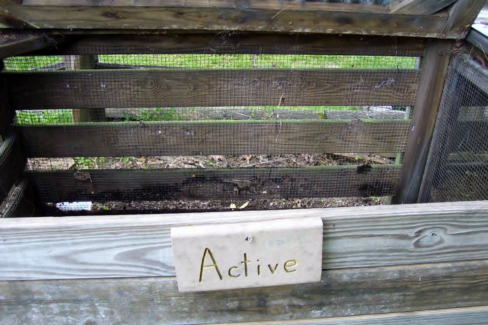 Roberts Flow Through Outdoor Vermicompost System Pic 0001 Roberts Flow Through Outdoor Vermicompost System Pic 0001