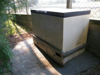 Chest Freezer Flow Through Worm Bin 1