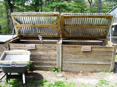 Flow-through Outdoor Vermicompost System